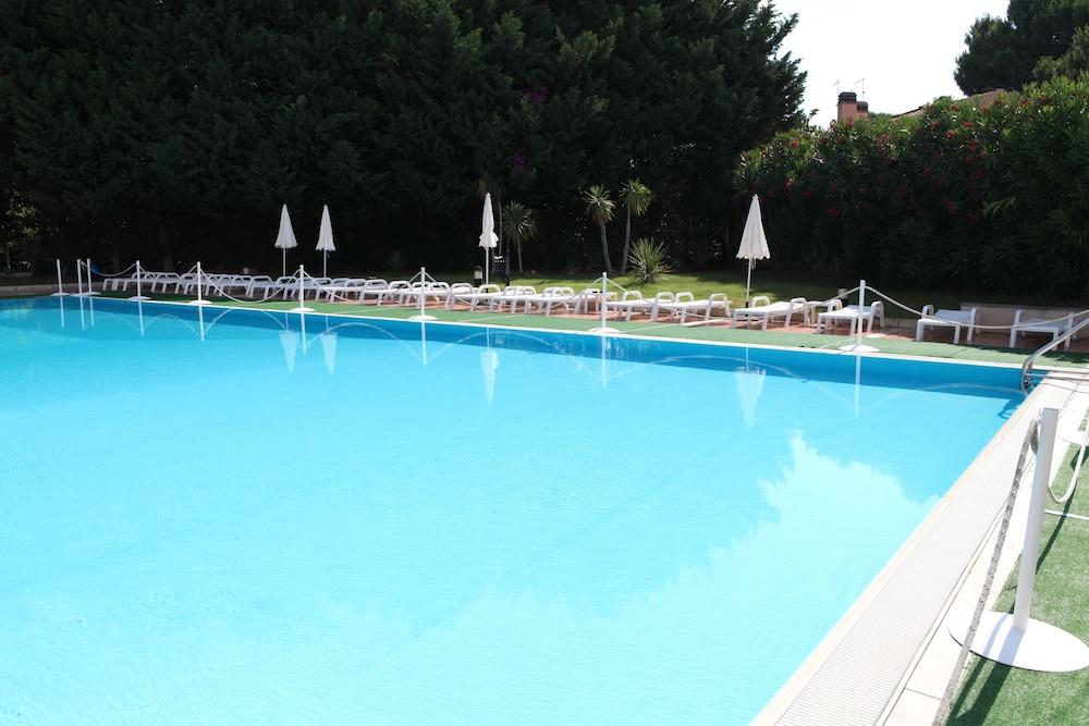 Heraclea Hotel Residence Policoro Exterior photo